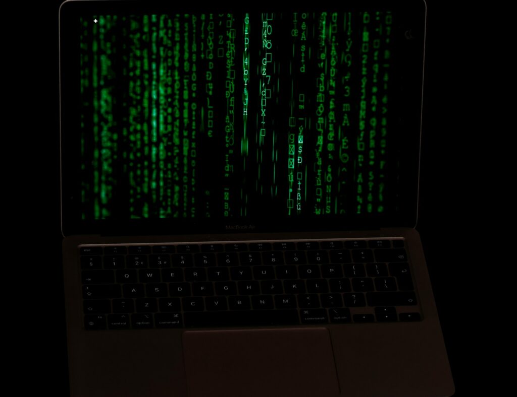 jak zabezpečit web proti kybernetickým útokům